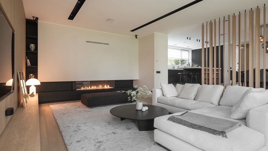 Rahuliku sooja meeleoluga ruum on mõeldud ennekõike lõõgastumiseks ja puhkuseks. 