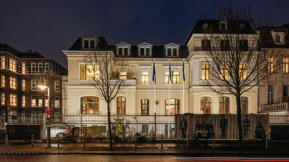 Suursaatkond Berliinis.