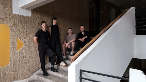 Stuudio TÄNA. Vasakult paremale: Siim Tanel Tõnisson, Kertu Johanna Jõeste, Tristan Krevald, Ra Martin Puhkan.