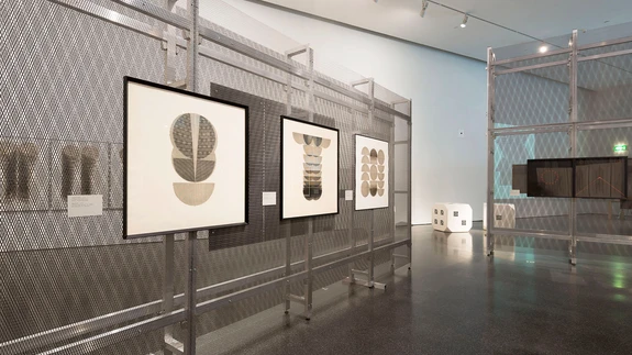 Näitusekujundus. «Raul Meel. Dialoogid lõpmatusega». Kaasautor: Raul Kalvo. Kumu, 2014.