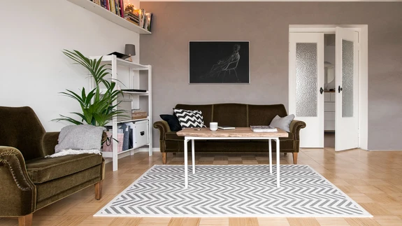 Britta sooviks oma kodus näha tegelikult rohkem Eesti disaini, praegu esindab selle nüüdisaegset osa Narma vaip.