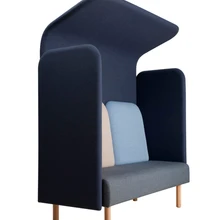 Softrendi akustiliste omadustega istemööbel August muudab elu avatud ruumis mõnusamaks.