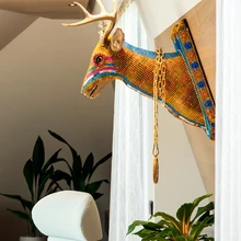 Elutoa ehe on kunstnik Toivo Freemani taies «Bitcoini sikk».