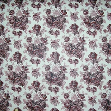 Siiditrükis teostatud tapeedid C. R. Jakobsoni talumuuseumile Kurgjal (1982).